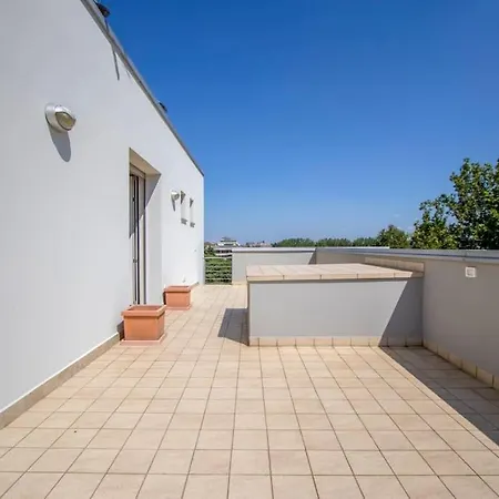 Over The Sky Of The Motor Valley - Luxury Penthouse * Modena