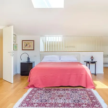 Over The Sky Of The Motor Valley - Luxury Penthouse Modena