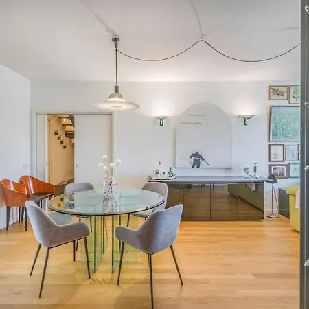 Over The Sky Of The Motor Valley - Luxury Penthouse * Modena