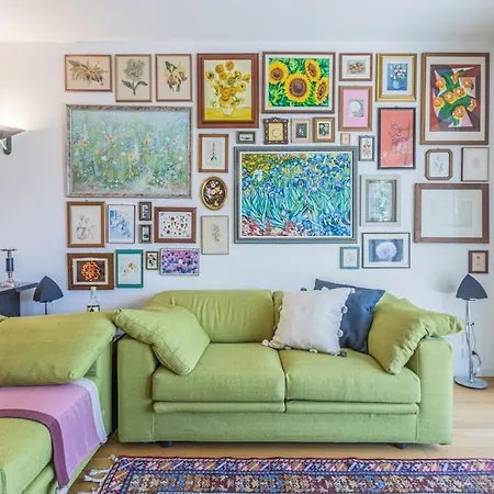 Over The Sky Of The Motor Valley - Luxury Penthouse Apartment *